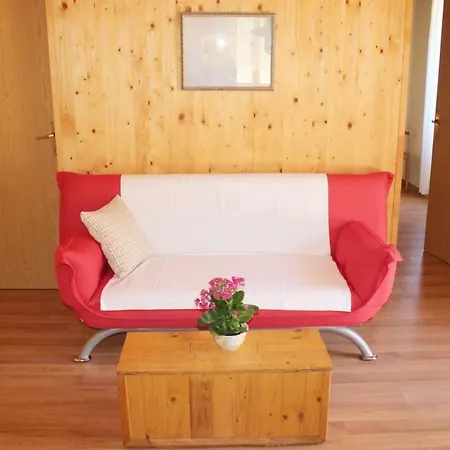 Apartament In 15061 *
